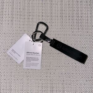 lululemon Black Unisex Silicone Keychain Embossed Note